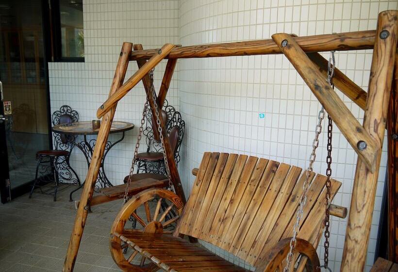 Отель New Century