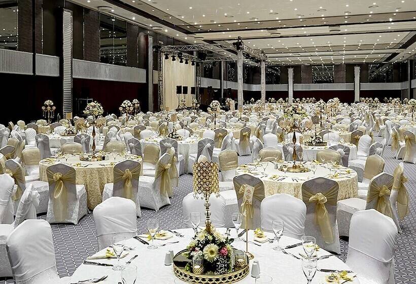 Pullman Istanbul Hotel & Convention Center