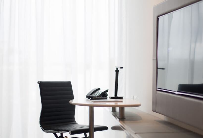 هتل Pullman Sydney Airport