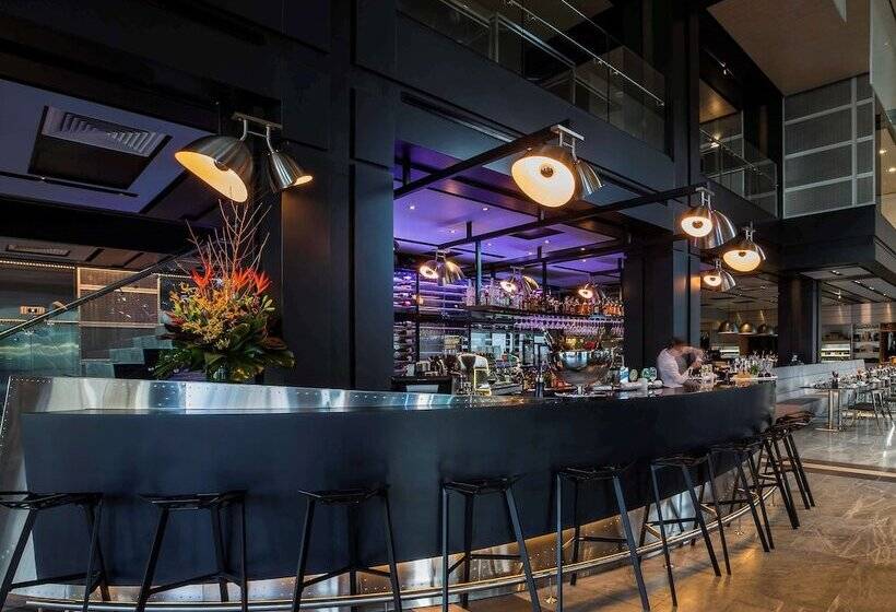 בית מלון כפרי Pullman Sydney Airport