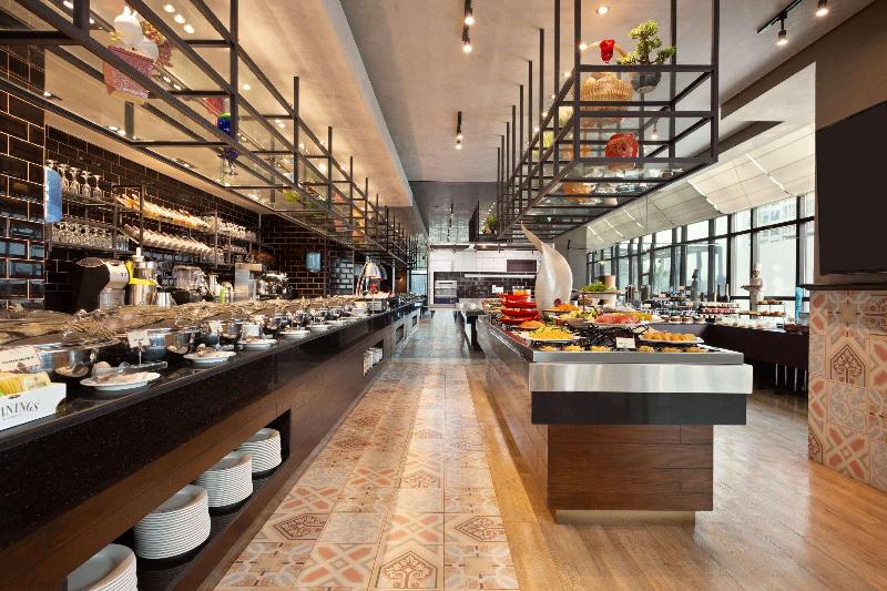 هتل Ramada By Wyndham Manama City Centre