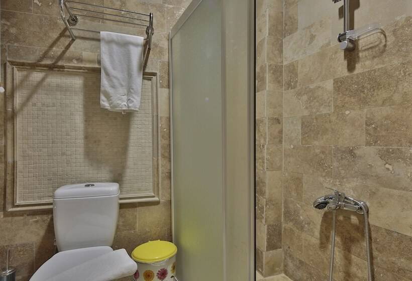 فندق Relic House