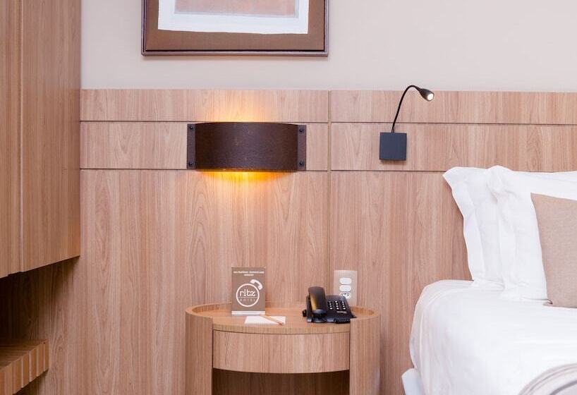 בית מלון כפרי Ritz Copacabana Boutique