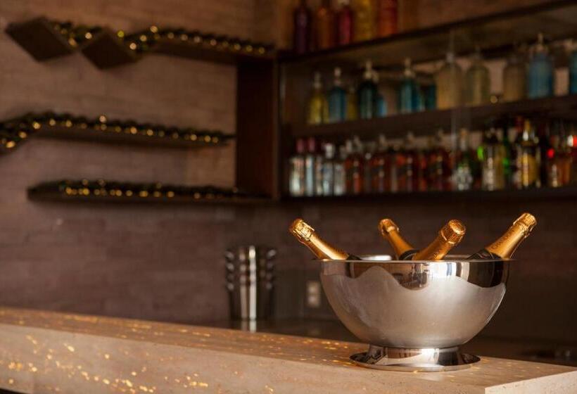 בית מלון כפרי Ritz Copacabana Boutique