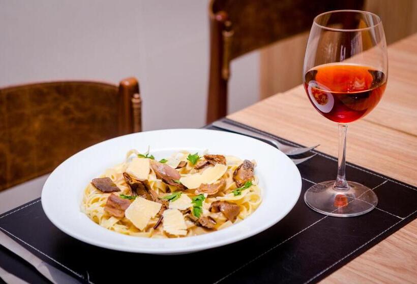 בית מלון כפרי Ritz Copacabana Boutique