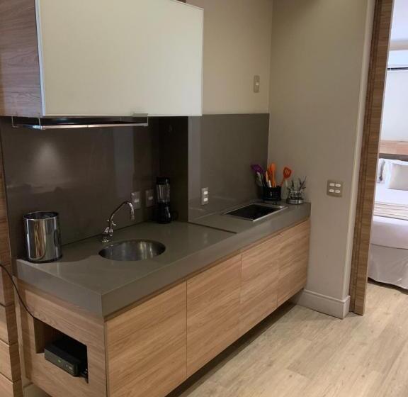 בית מלון כפרי Ritz Copacabana Boutique