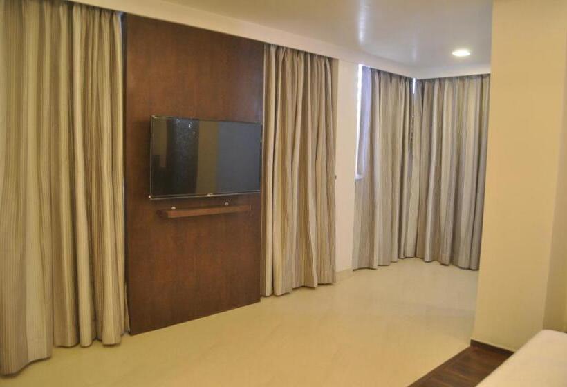 בית מלון כפרי Sai Residency