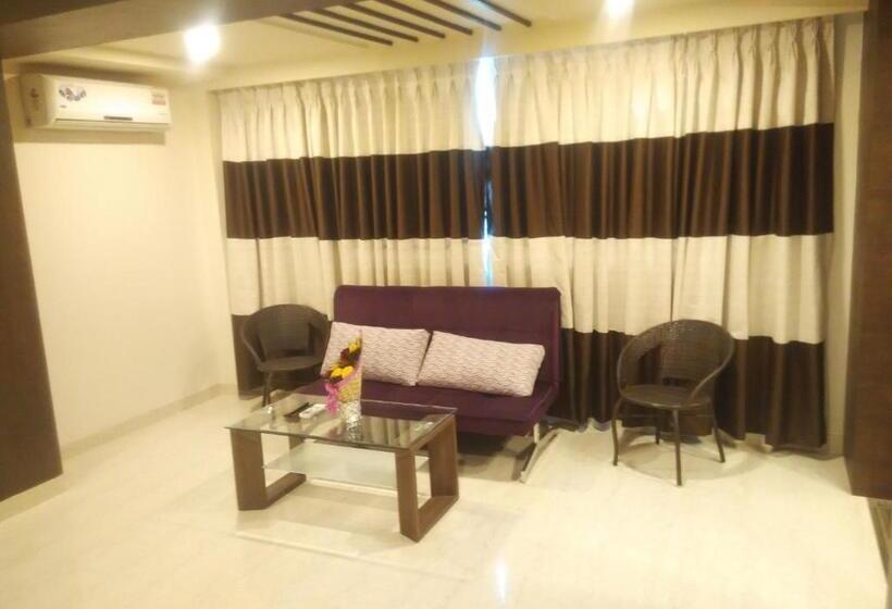 בית מלון כפרי Sai Residency