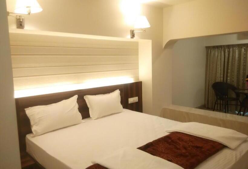 فندق Sai Residency