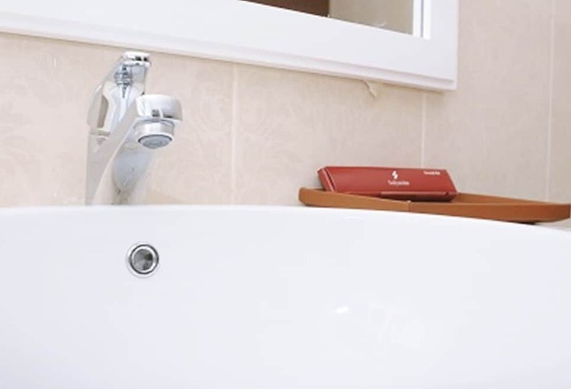 ホテル Sofyaninn Srigunting