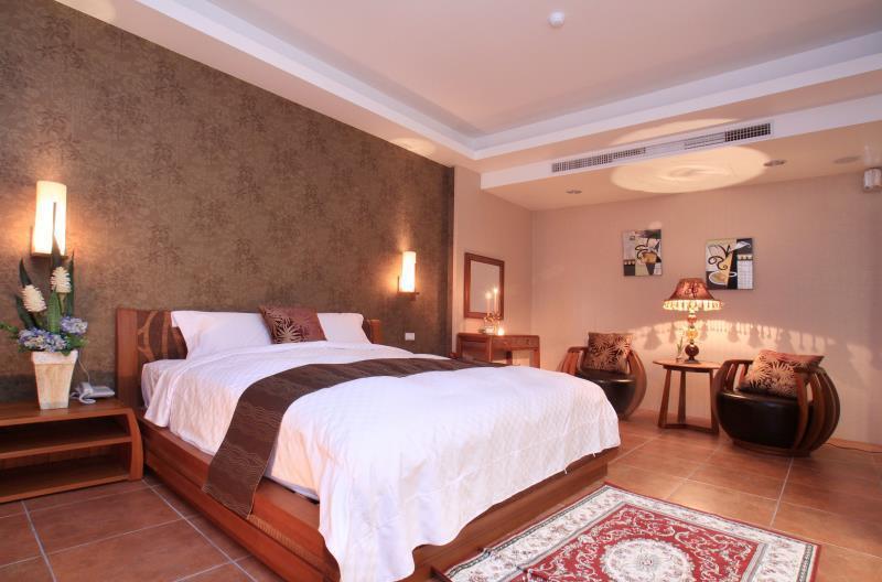 هتل Spring Fountain