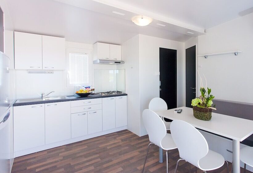 호텔 Superior Mobile Homes Kastanija Campsite