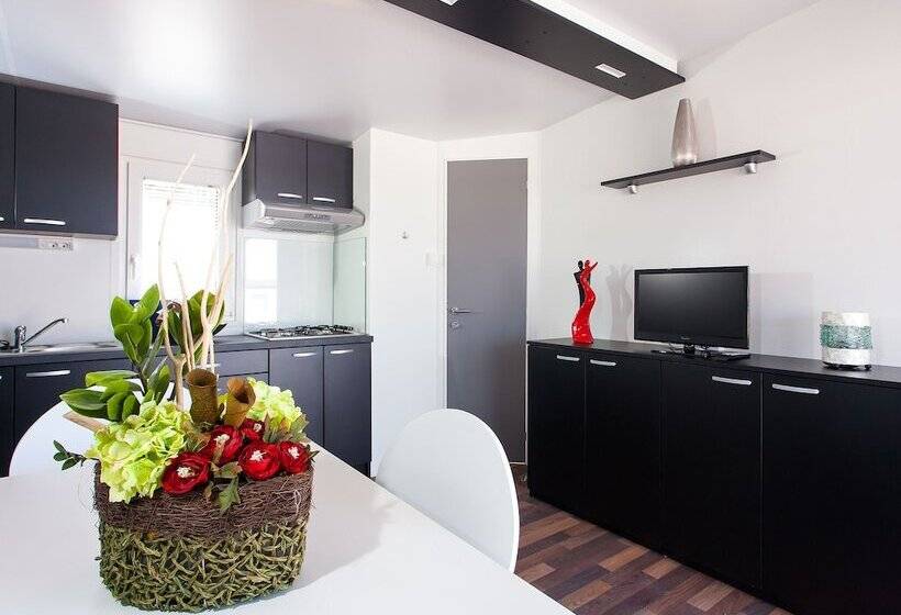 호텔 Superior Mobile Homes Kastanija Campsite