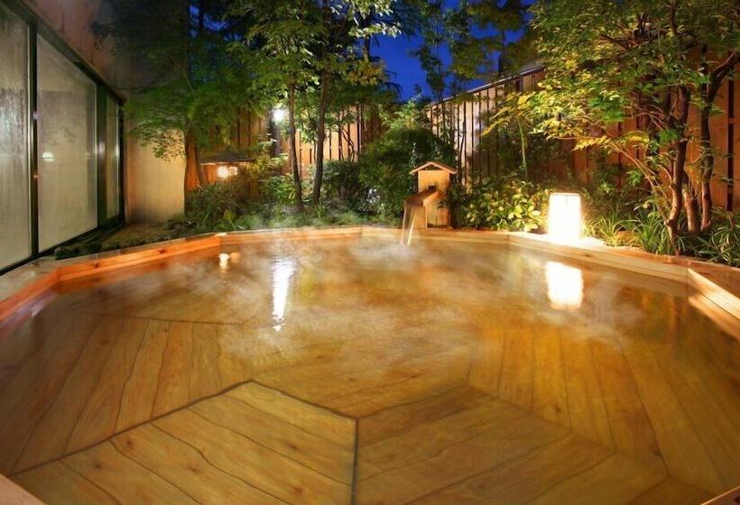 هتل Tsukagoshiyashichibee