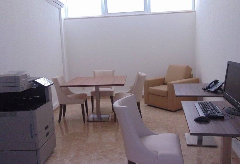 فندق Vilamoura Garden