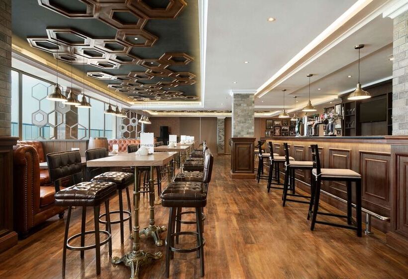 هتل Wyndham Garden Manama