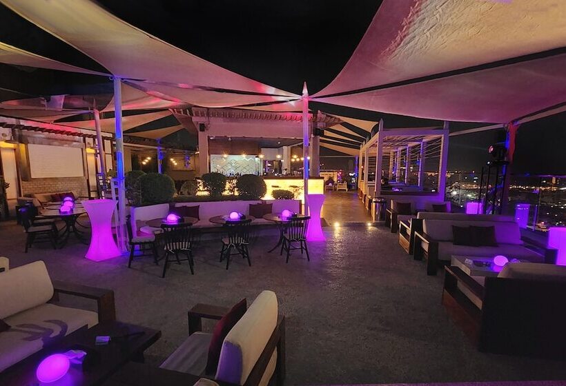 هتل Wyndham Garden Manama