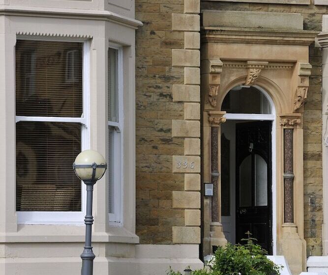 Howarth House Apartments