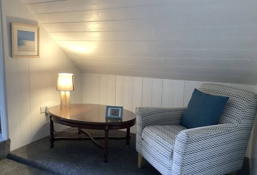 Humphries Cross Apartments