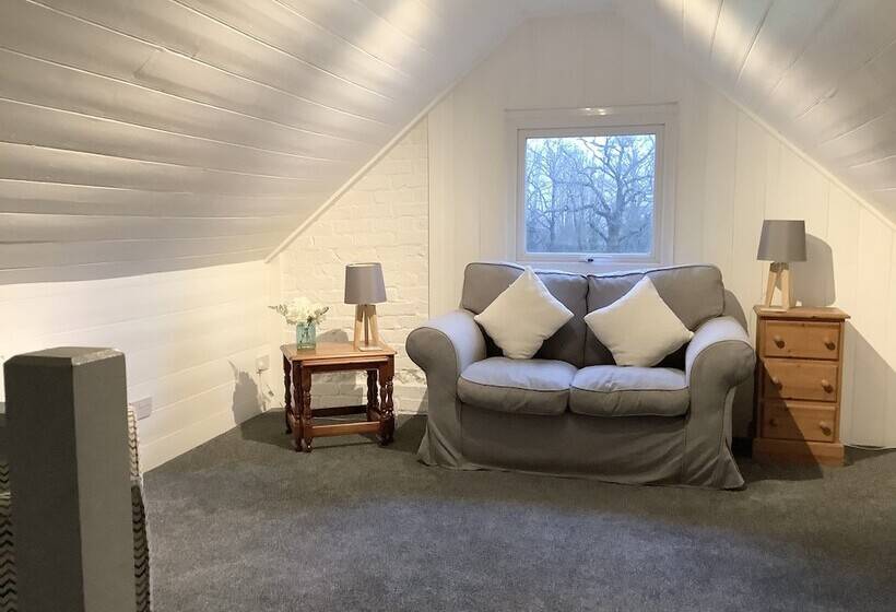 Humphries Cross Apartments