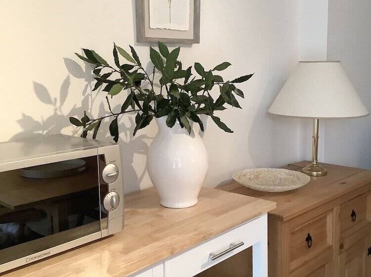 Humphries Cross Apartments