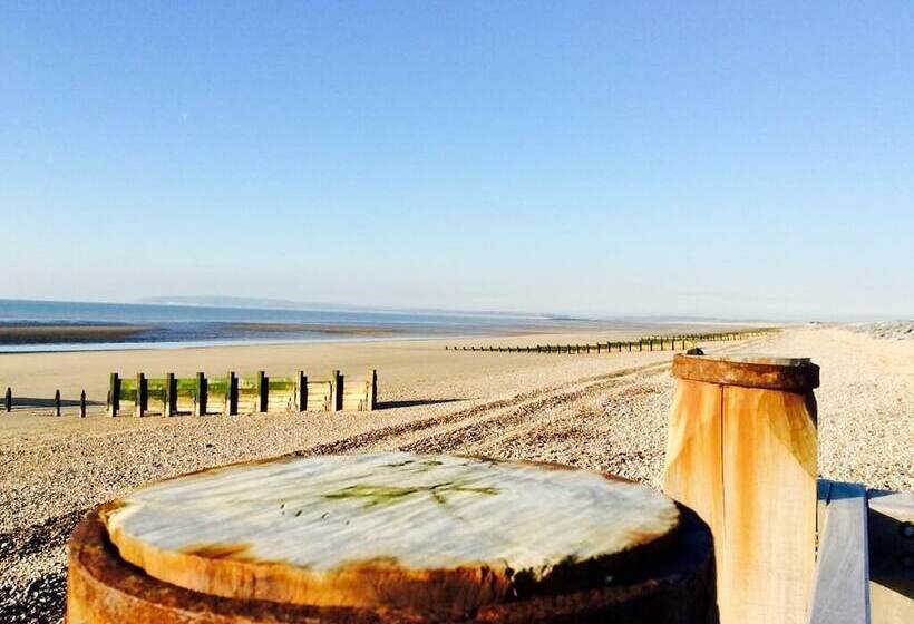 Humphries Cross Apartments