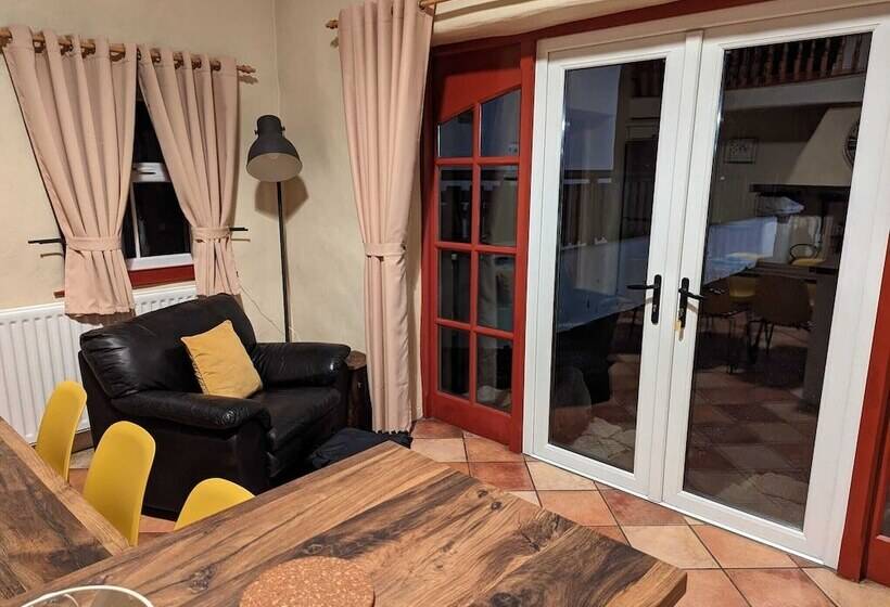 Millers Close Holiday Cottages