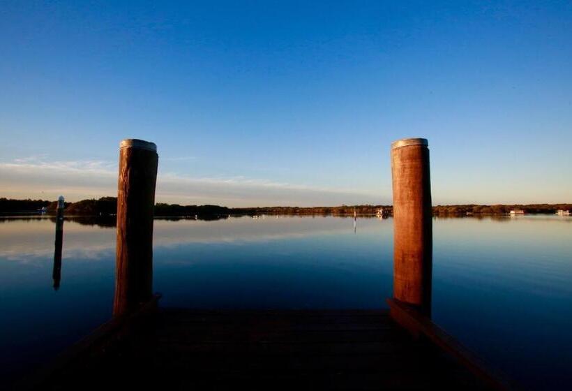 מוטל Tea Gardens