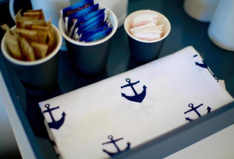 מוטל Tea Gardens