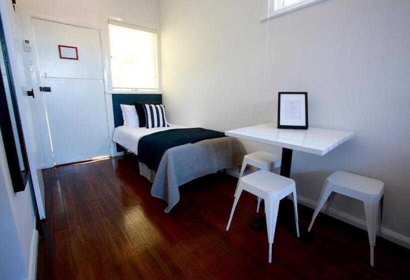 מוטל Tea Gardens