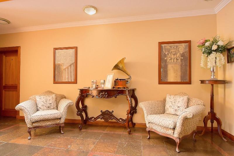 Пансион Centurion Golf Suites Boca Walk