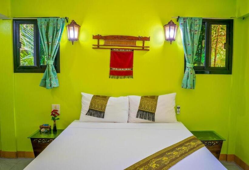 펜션 Chez Charly Bungalow