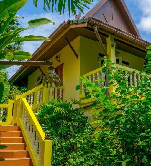 펜션 Chez Charly Bungalow