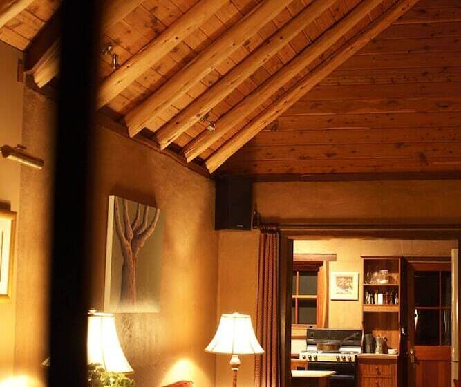 פנסיון Wildwood Guesthouse