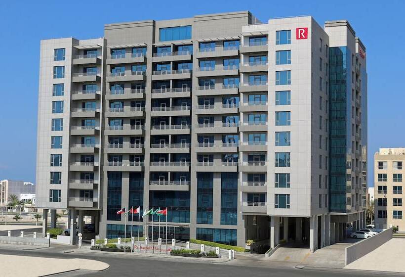 Ramada Hotel And Suites Amwaj Islands