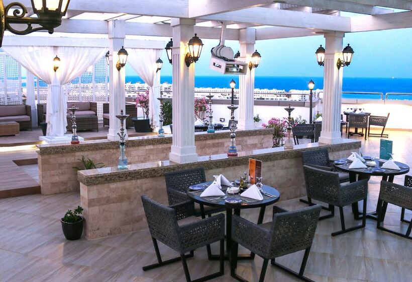 Ramada Hotel And Suites Amwaj Islands