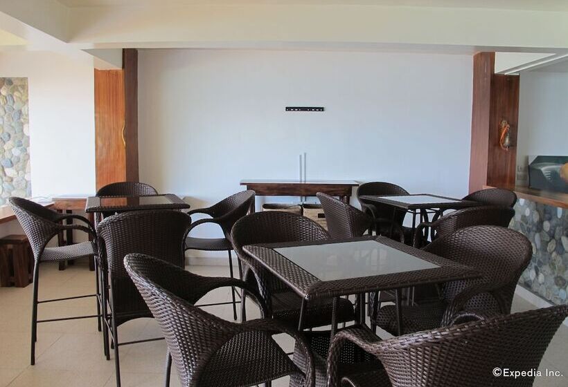 Sunset At Aninuan Beach Resort Powered By Cocotel