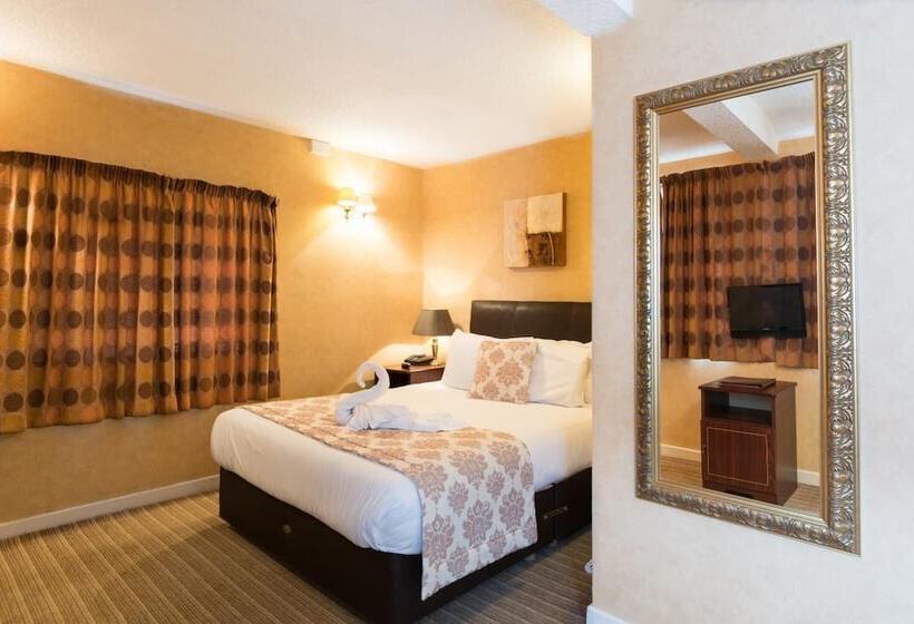 The George Hotel Stansted Airport