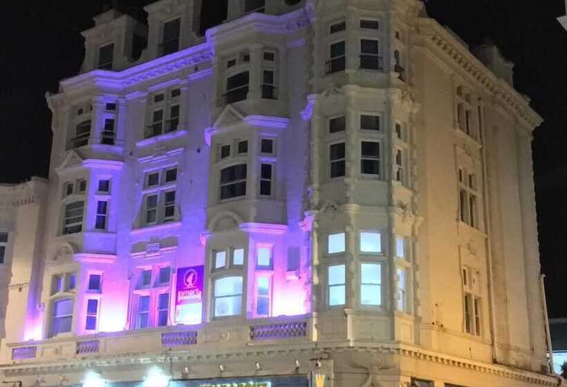 Brighton Beach Inn Hostel