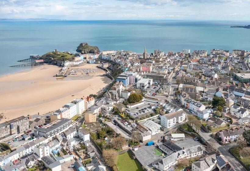 ベッドアンドブレックファースト Coach Guest House