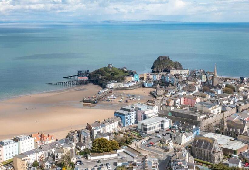 ベッドアンドブレックファースト Coach Guest House