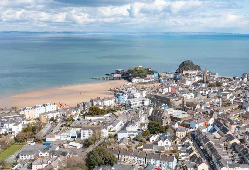 ベッドアンドブレックファースト Coach Guest House