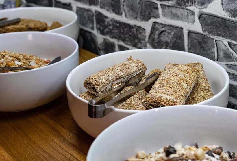 ベッドアンドブレックファースト Coach Guest House