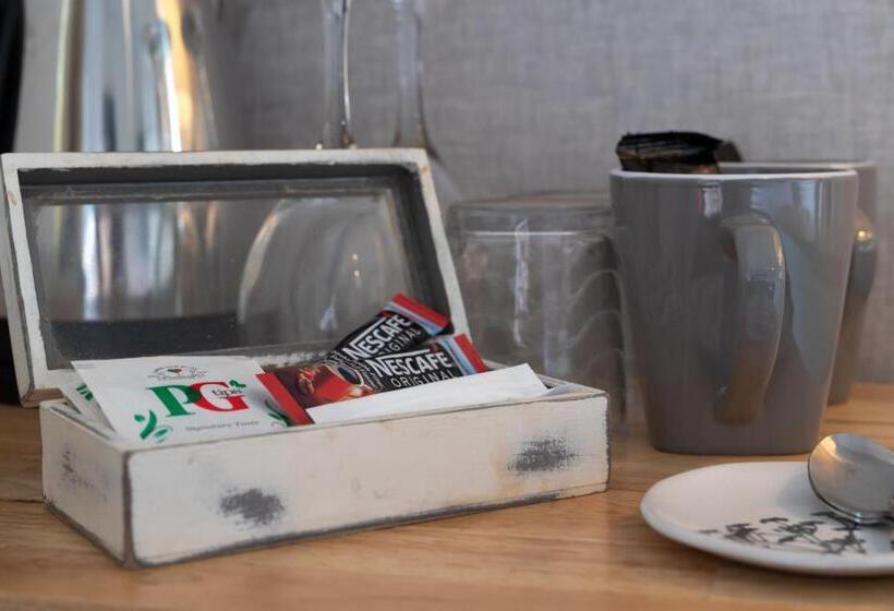 ベッドアンドブレックファースト Coach Guest House