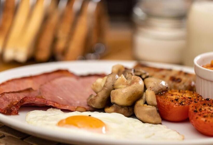 ベッドアンドブレックファースト Coach Guest House