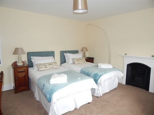 تختخواب و صبحانه Fern Bank