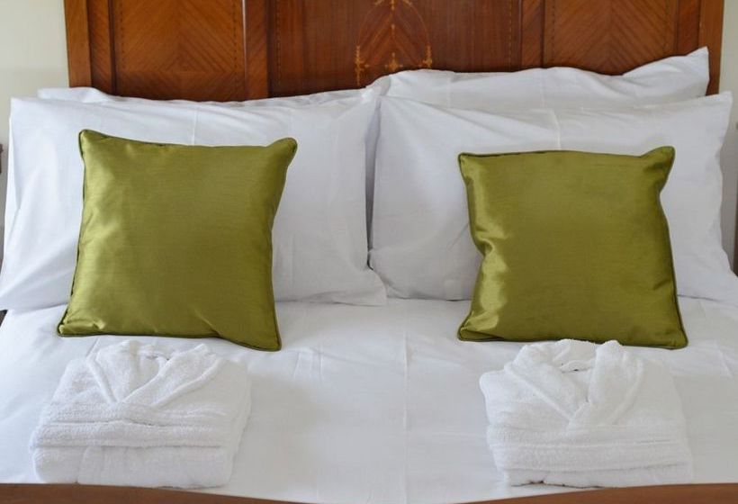 تختخواب و صبحانه Fern Bank