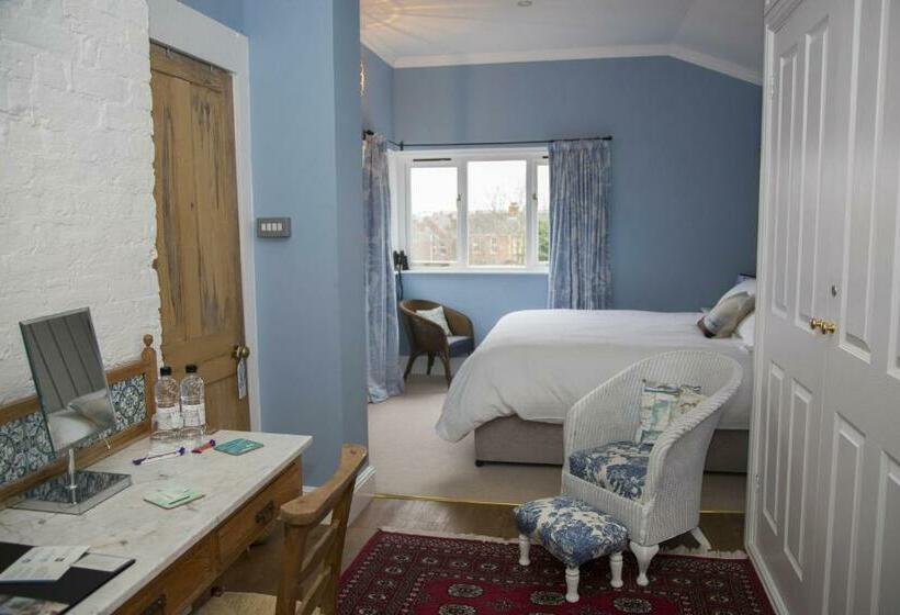 住宿加早餐  Holly Tree House