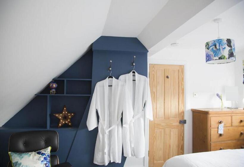 住宿加早餐  Holly Tree House