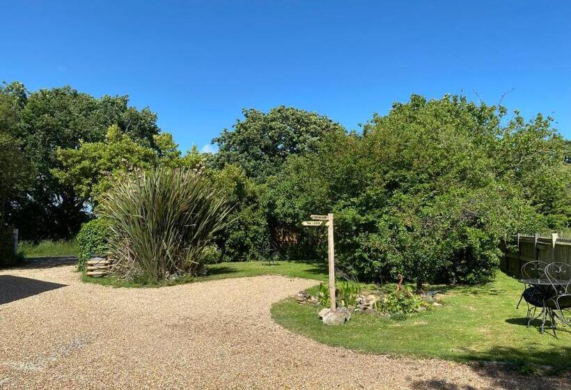 민박 Old Chapel Forge